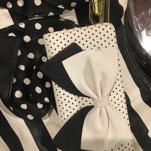 Besty Johnson purse and wallet